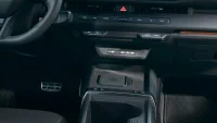 kia-seltos-my27-still-wireless-charging-1920x1080