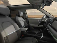 kia-seltos-ice-bl-my27-Interior Trim Light Opt Black Gray PU OVG-1920x1440